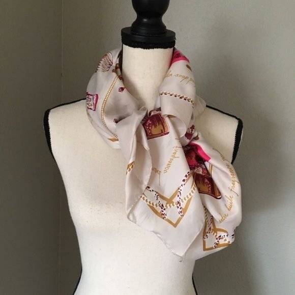 H&M Print Scarf - Picture 2 of 7